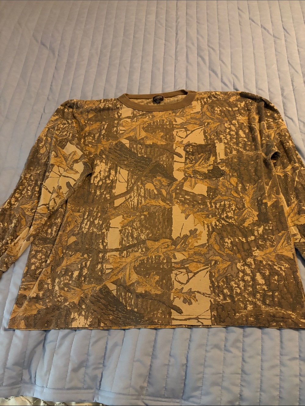 Men's Long-Sleeve Camouflage Shirt in Brown/Tan